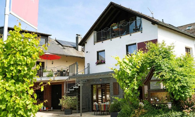 Punderich Casa | Wein & Wohngut Paulushof