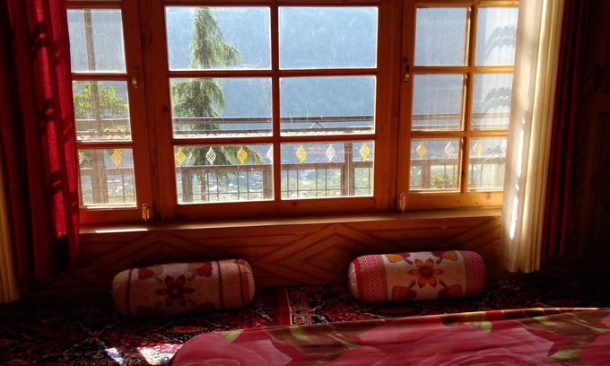 Burwa Casa | Welcome Homestay, una estancia económica en Manali, Himachal Pradesh, India