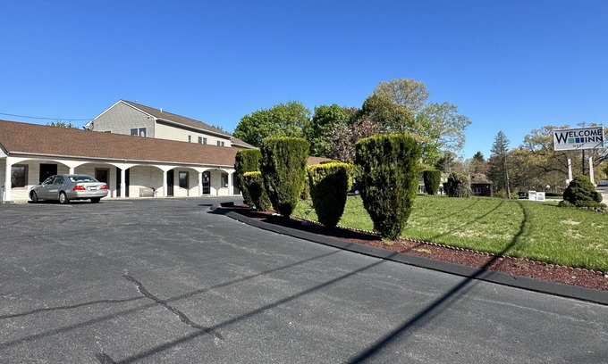 North Kingstown Hotel | Welcome Inn