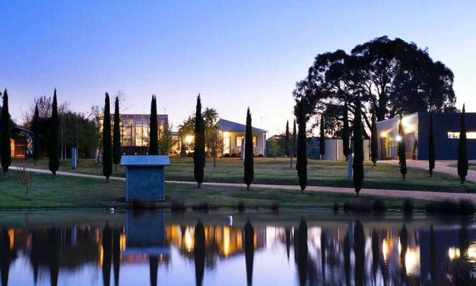 Shepherds Flat Casa | Welcome Paddock Solar Pool & Spa- Great for Summer
