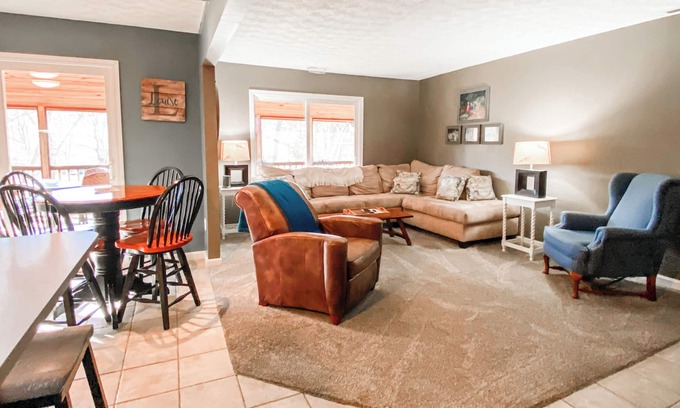 Bronston Condominio | Welcome to Amen Corner – Your Cozy Getaway
