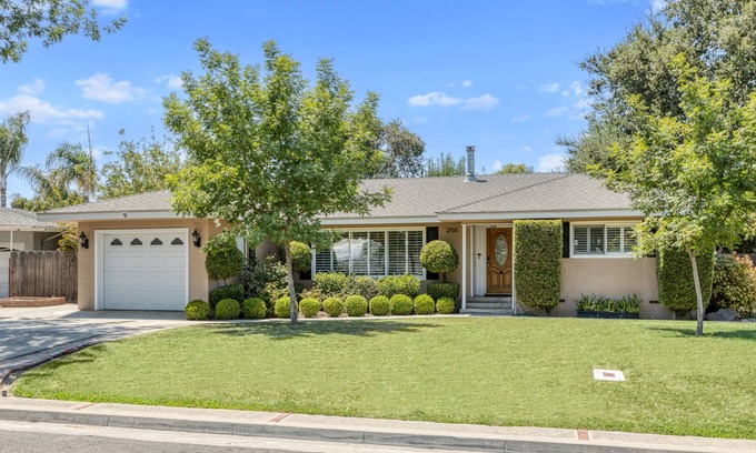 Hanford Casa | Welcome to the Incredible Retreat Near NAS!