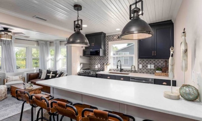 Lakeview Casa | Welcome to No Egrets - Waterfront on Indian Lake