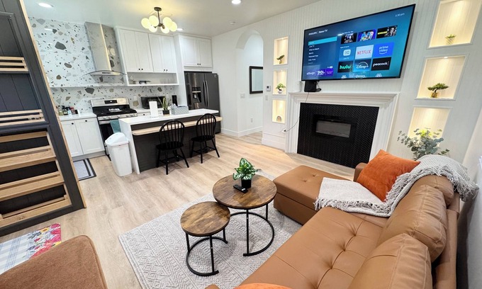 Southwest Anaheim Condominio | Welcome to Our Beautiful Guesthouse Minutes to Disney