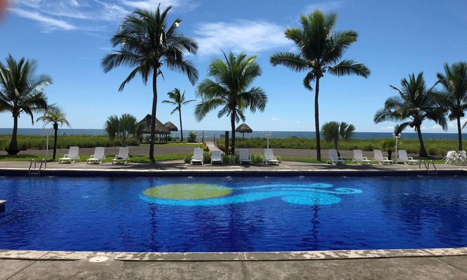 Palo Grande Condominio | ¡BIENVENIDO AL PARAISO! ¡3 NOCHES ESPECIALES $ 399, DORMEN 6! FINALIZA AGOSTO 30