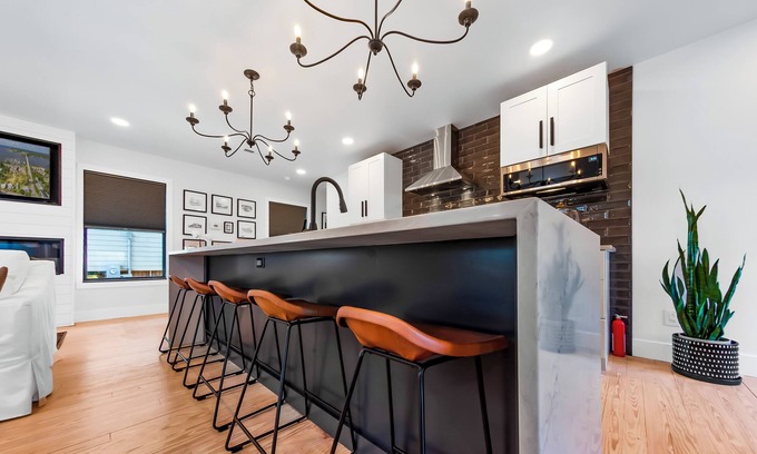 Oriental Casa | Welcome to Sailors' Haven