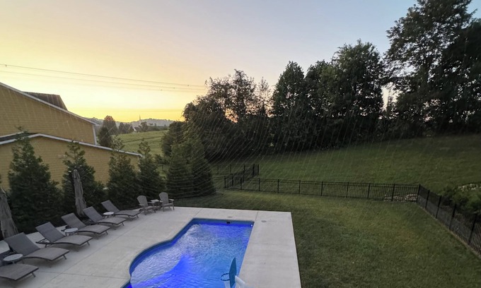 Kingsport Casa | Welcome to the Appalachian Oasis. Pool home with 4 bedrooms, 3 bath and gym.