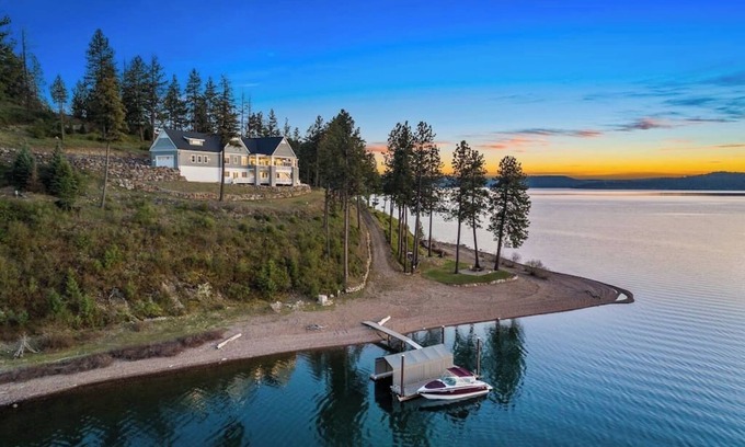 Harrison Casa | Welcome to The CDA Lakehouse at Pugh Point that offers tranquil luxury.