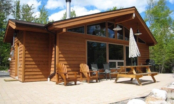 Chertsey Chalet De Esquí | Welcome to the Chalets du Lac Grenier