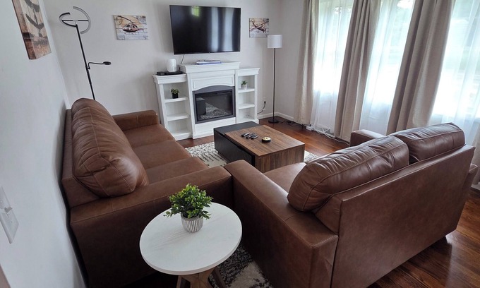 Windsor Locks Casa | Welcome to The Hangar, a newly remodeled travel-themed stay, 4 minutes from BDL.