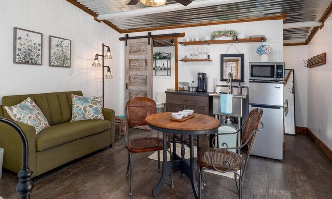 Wimberley Casa | Welcome to the Ladybug Walk DT and Blanco River
