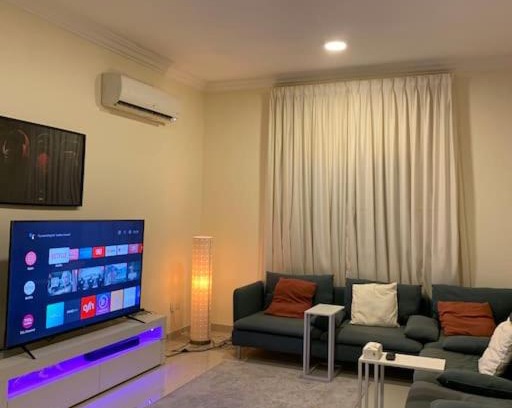 Al Khobar Apartamento | Welcome to the lovely 2-bedrooms enjoy staying.