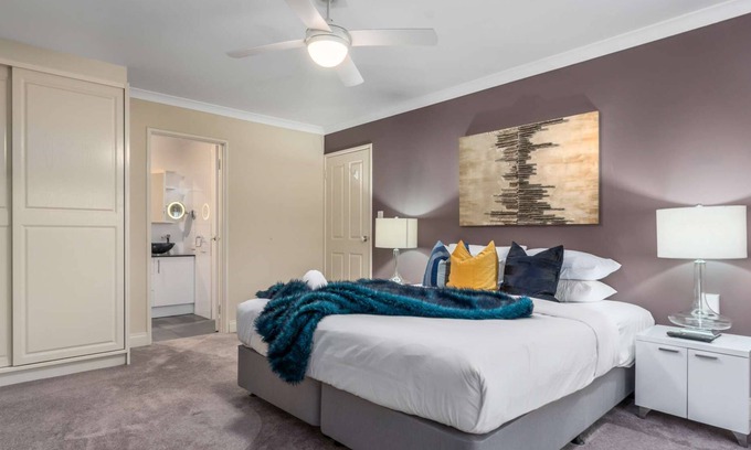 Connolly Casa | Welcome to Tranquil Family Oasis: Spa Garden & BBQ