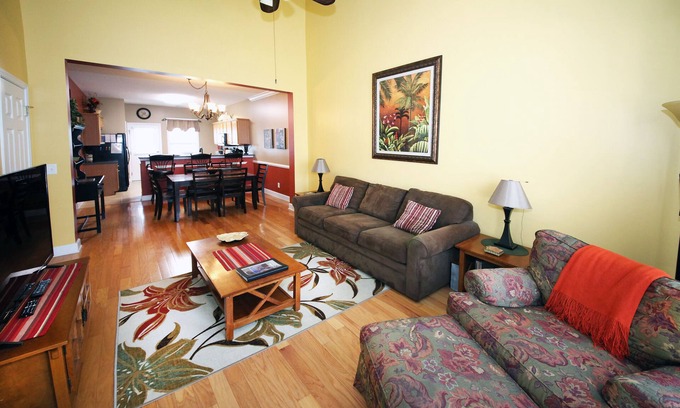 North Myrtle Beach Casa | Hermosa casa lejos de casa! Playa perfecta o vacaciones de golf / traslado a la playa