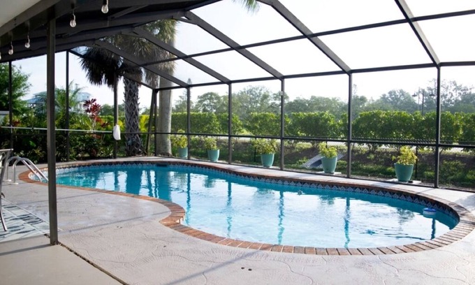 Bradenton Casa | Welcome to Your Tropical Getaway in Bradenton, FL!