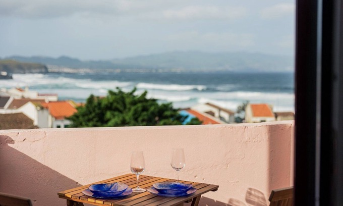 Ribeira Grande Casa | WelcomeBuddy - Azorean Ocean House