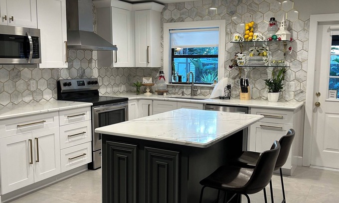 Sanford Casa | Welcoming 2-bedroom house with AC in charming Sanford