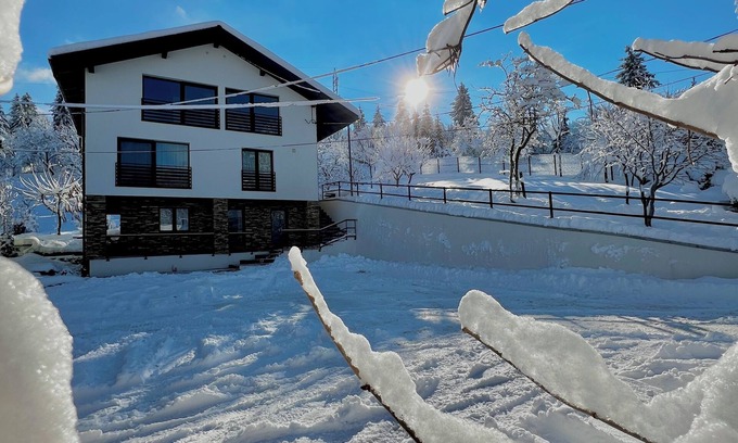 Borsa Apartamento | Welcoming 2-bedroom apartment in Băile Borșa