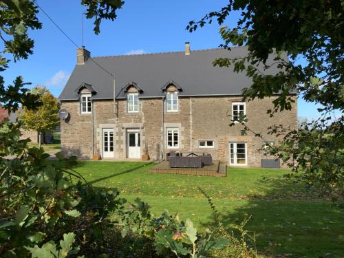 Fougerolles-du-Plessis Cama Y Desayuno | Welcoming and peaceful bed and breakfast