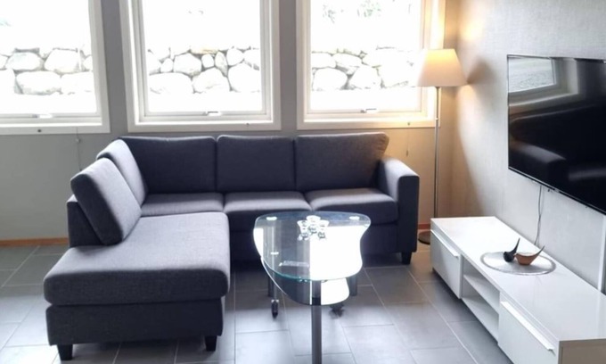 Sola Apartamento | Welcoming apartment with WiFi in charming Rogaland