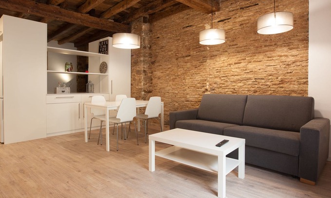 El Born Apartamento | Welcoming flat in Born area