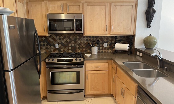 Playa Vista Condominio | Living Resort - Condo con vistas al parque