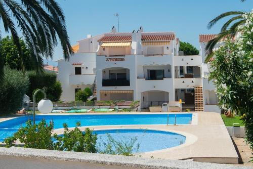 Roses Town Center Apartamento | WELCS APARTAMENTO 273 EMP con piscina publica