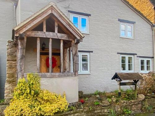 Flecknoe Casa | Well Cottage
