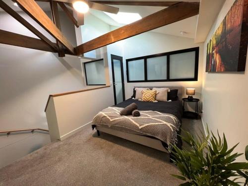 Devonport Apartamento | Well located Apt with Loft Bedroom & Aircon