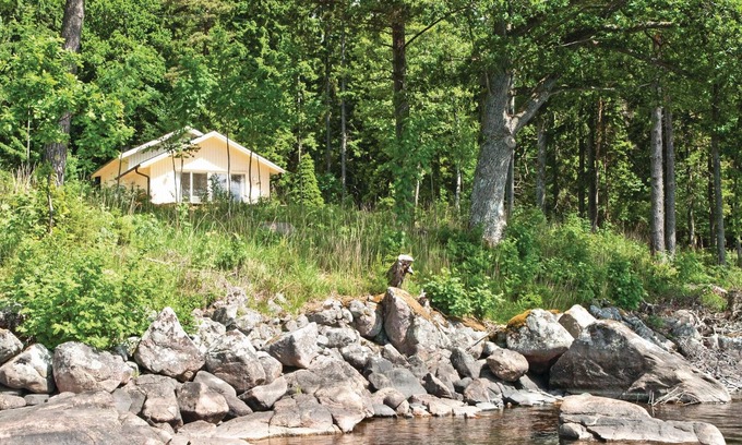 Tamta Casa | Alojamiento de 1 habitaciones en Fristad