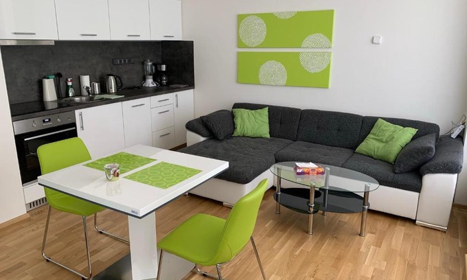 Zelezna Ruda Apartamento | Wellness Rezidence Javor, Ubytování se zasklenou terasou v centru Železné Rudy