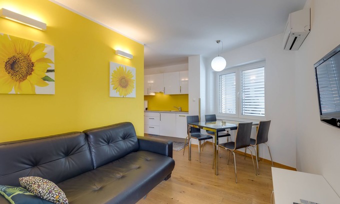 Mozirje Apartamento | Wellness Suite Sunflower, Mozirje, Slovenia