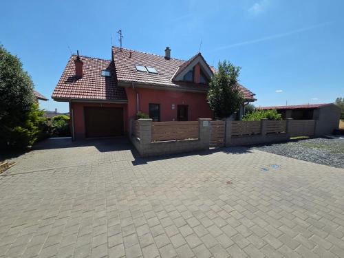 Moravany Casa | WELLNESS Ubytování Brno-Moravany