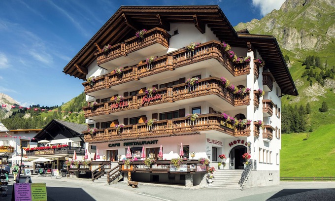 Ravaisch Hotel | Wellnesshote Engadin