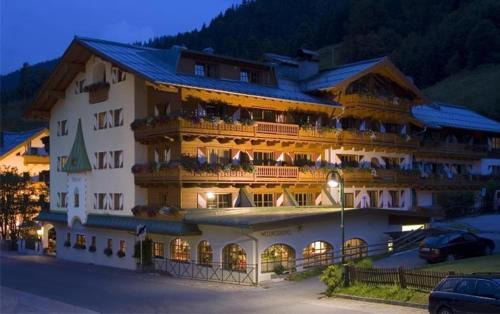 Dienten am Hochkoenig Hotel | Wellnesshotel Mitterwirt