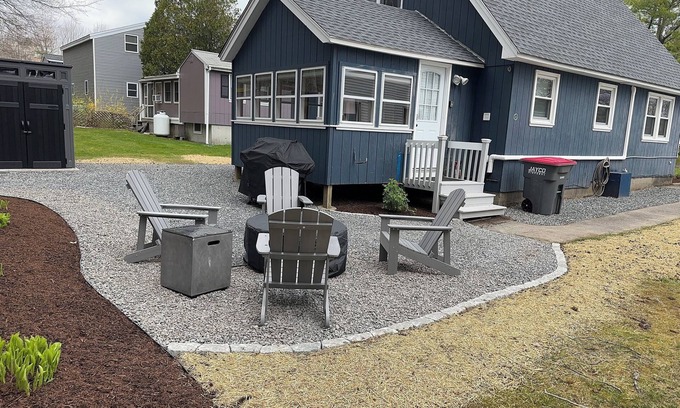 Wells Cabaña | Wells Maine Winter Getaway