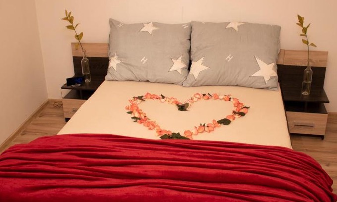 Prague 3 Apartamento | Welness Praha Infrasauna virivka + pokoj