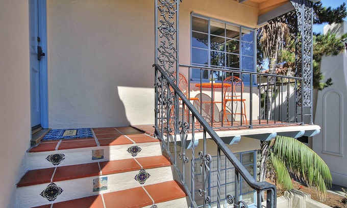 West Beach Villa | West Beach: ¡a menos de 2 cuadras de tiendas, restaurantes y muelle en la playa!