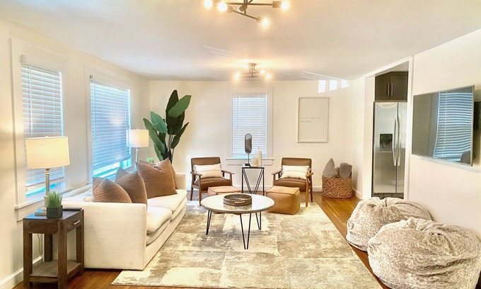 Woodbine Casa | 5 minutos a Broadway ($ 6. 50 Uber)