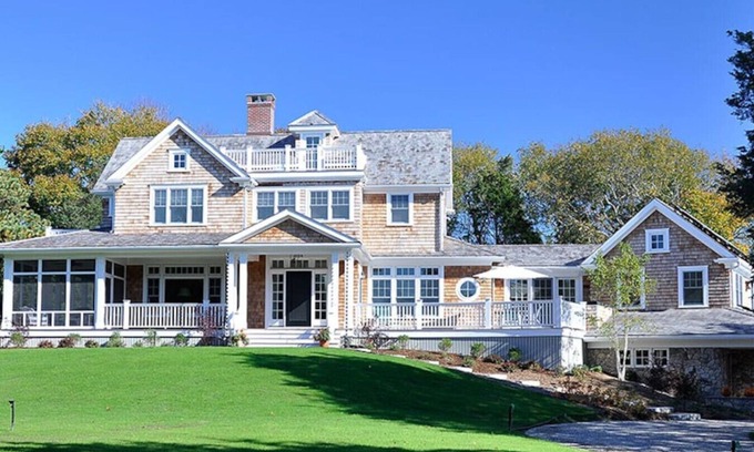 Silver Beach Casa | West Falmouth Luxury Home. Bike Path and Beach