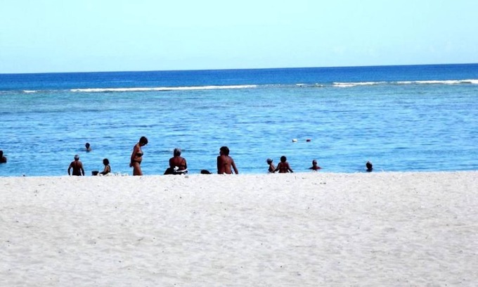 Flic-en-Flac Casa | West Front One No 4 With Seafront Beachfront Licensed By Tourism Authority 14977
