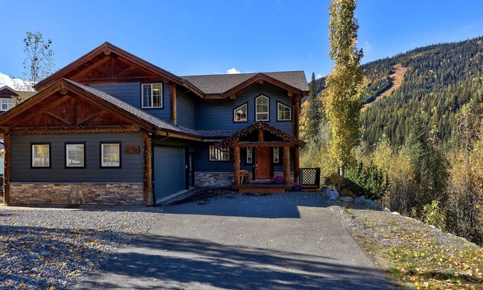 Fairways Casa | West Pine Lodge 3 Bedroom Home
