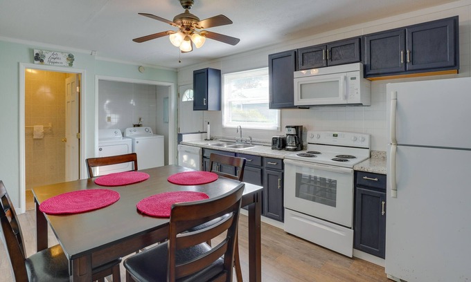 Summerlee Casa | West Virginia Townhome ~ 6 Mi to Fayetteville!