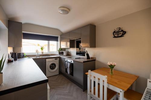 Middlesbrough Casa | Westbourne House By Horizon Stays