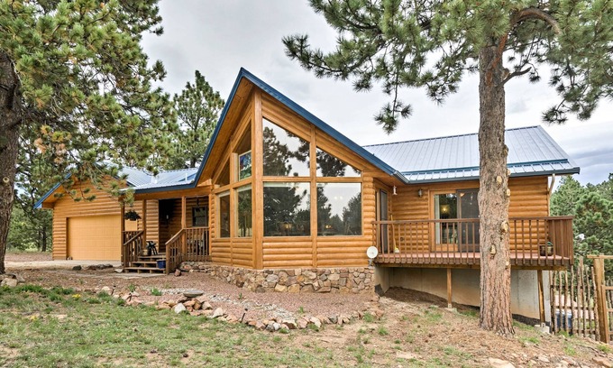 Westcliffe Casa | ¡NUEVO! 5-Acre Westcliffe Mtn Home w / Deck-Near Trails