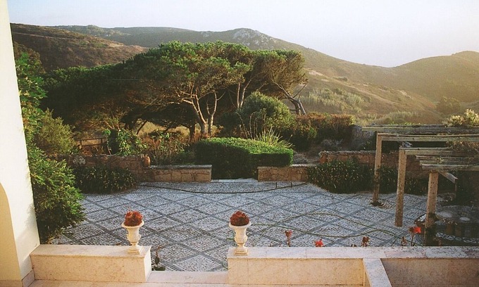 Azoia Villa | Villa más occidental de Europa con espectaculares vistas al mar