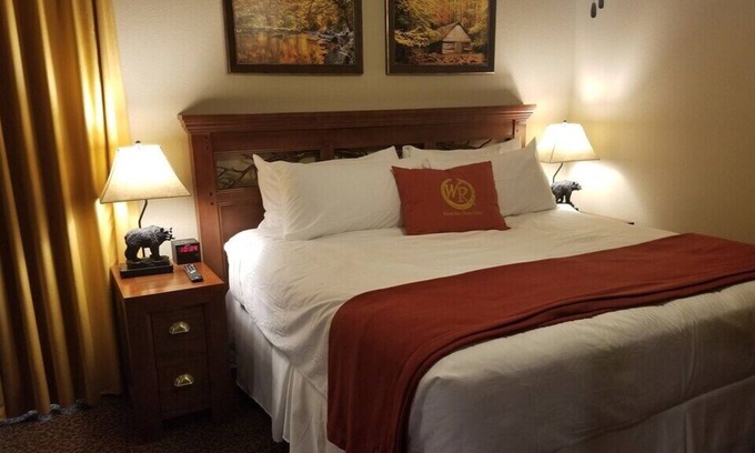 Gatlinburg Villa | Westgate Smoky Mountain Resort & Water Park 1 Bedroom Villa