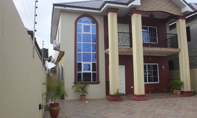 Teshie Apartamento | Westhood Homes