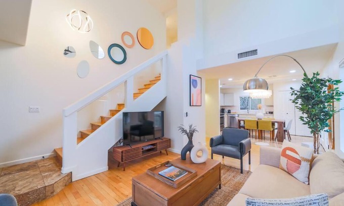 North Scottsdale Casa | Westworld, TPC Golf, Hiking in Your Backyard!