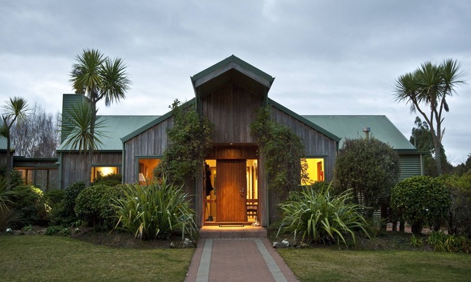 Acacia Bay Cama Y Desayuno | Whakaipo Lodge